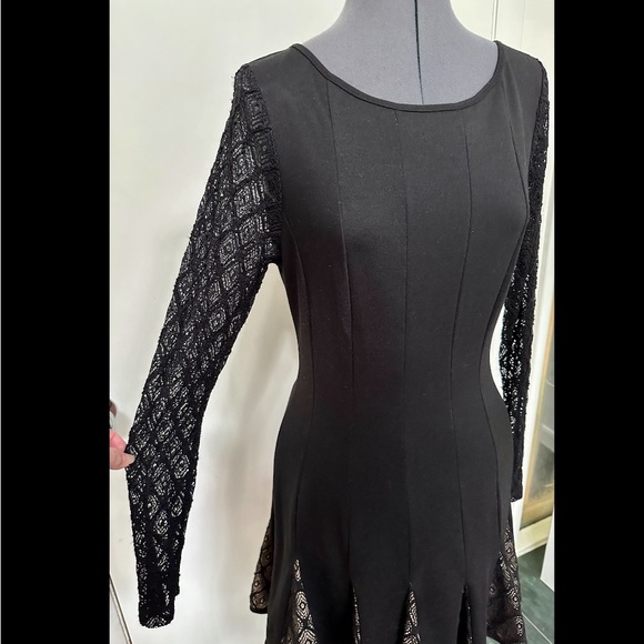 CHIC CATHERINE MALANDRINO DESIGN NATION BLACK KNIT LACE DRESS SKATER SKIRT 10 EC - Picture 3 of 8
